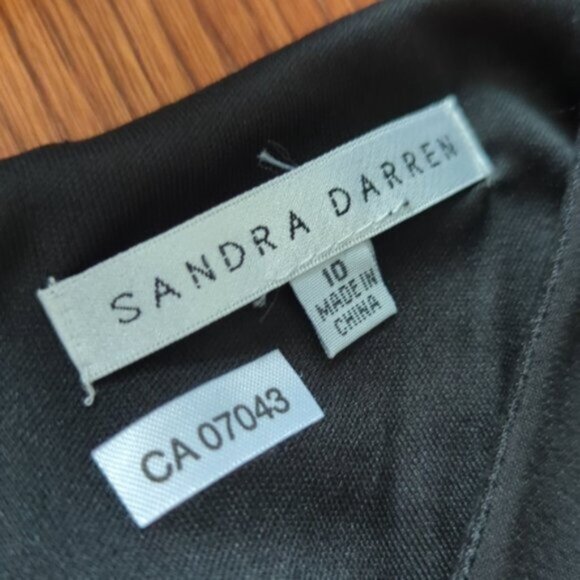 Sandra Darren striped sleeveless midi dress - Picture 6 of 8